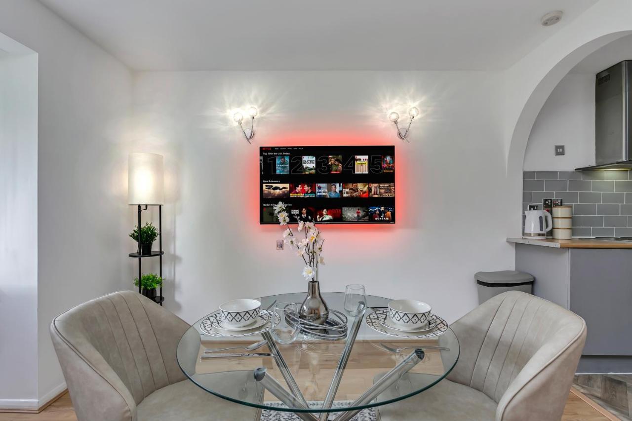 Aryas Apartments London Edgware Exterior photo